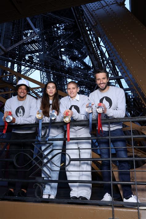 Olimpiadi Parigi Svelate Le Medaglie Fatte Col Ferro Della Torre