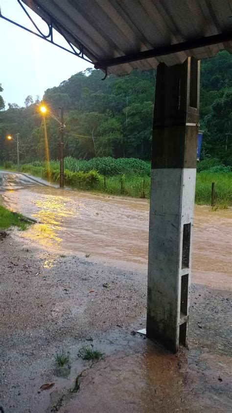 VÍDEO Brusque registra diferentes pontos de alagamento nesta quinta feira