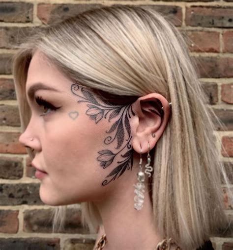 Pin By Michael Ebreichsdorf On Tattoos Girl Neck Tattoos Neck