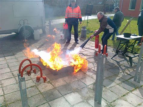 Bhv Cursus In Dag Volgen Arbo Vitalus D Veiligheidsspecialist