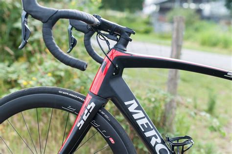 Review Eddy Merckx EM 525 Performance Disc Ultegra Di2 Racefietsblog Nl