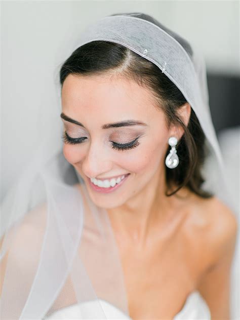 Best Eye Makeup For Wedding Photos - Wavy Haircut