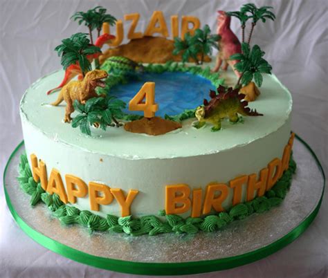 Creative Dinosaur Birthday Cake