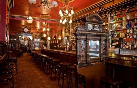 the_long_hall_pub_dublin_camden_crawl | Rebel Dublin