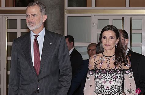 Los Reyes Felipe Y Letizia Presiden Los Premios Nacionales De Cultura