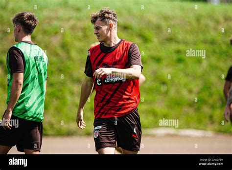 David Nemeth Fc St Pauli Ger Training Fc St Pauli Fussball