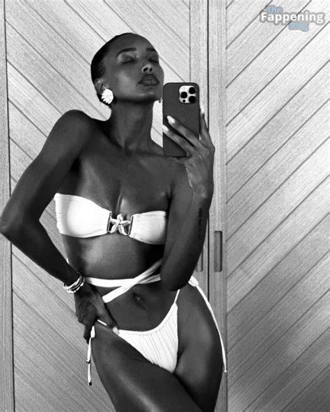 Jasmine Tookes Flaunts Her Sexy Bikini Body 6 Photos TheFappening