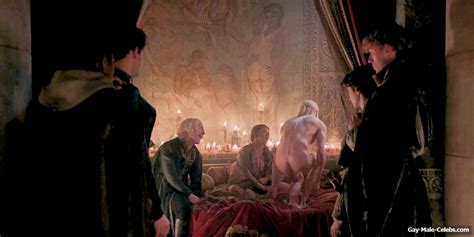 Ewan Mitchell Frontal Nude In House Of The Dragon Gay Male Celebs