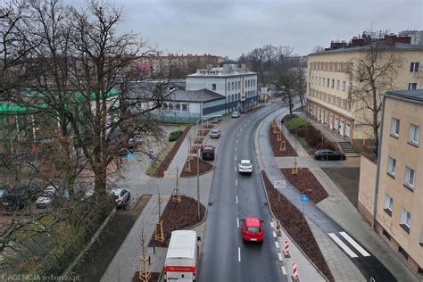 Dron Lata Nad Brze Nick Korczaka Ko Cieln Tak Drogowcy