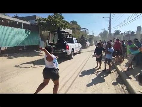 Familiares De Reos Arrojan Piedras Y Botellas A Polic As En El Penal