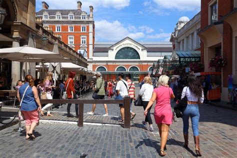 Covent Garden Market Editorial Photo Image Of Shoppers 13100031