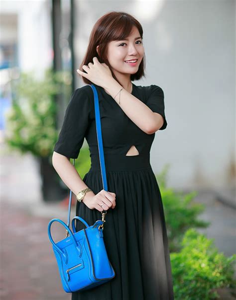 Hot girl M U nổi bật giữa dàn trai xinh gái đẹp