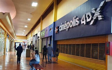 Video, Cinépolis, México, anuncia el cierre de sus complejos, suspende ...