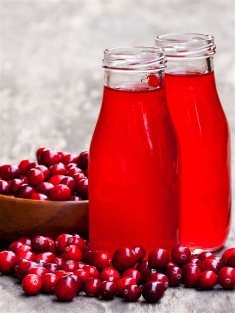 Cranberry Juice: 7 Scientifically Proven Health Benefits (Recipes ...