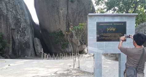 Melirik Pantai Tempat Syuting Film Laskar Pelangi Nan Eksotis