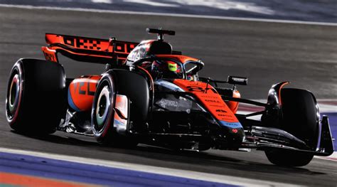 F Qatar Oscar Piastri En Pole Pour La Course Sprint Doubl Mclaren