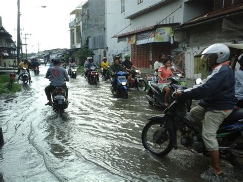 Bila Hujan Turun Kawasan Medan Labuhan Masih Banjir Metrosumut