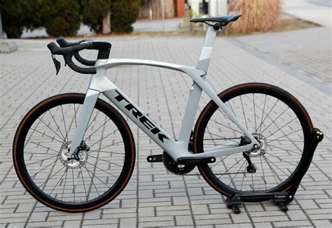 Rower Szosowy TREK MADONE SLR Disc Shimano Ultegra Di2 2x12 Roz 58