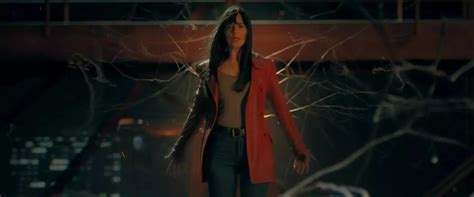 Скриншоты - Мадам Паутина