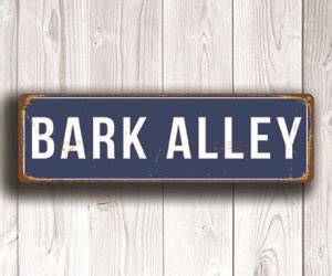 Custom Metal Street Signs - Classic Metal Signs