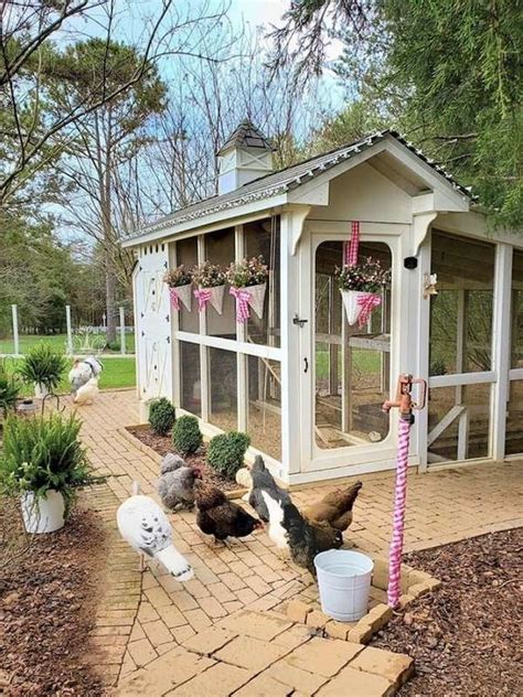 The Most Beautiful Chicken Coops We Ve Ever Seen Chicken Coop Cute