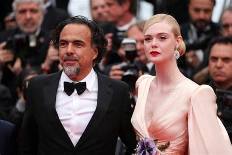 Cannes 2019 Alerte Premier Accident De Lingerie Sur Tapis Rouge