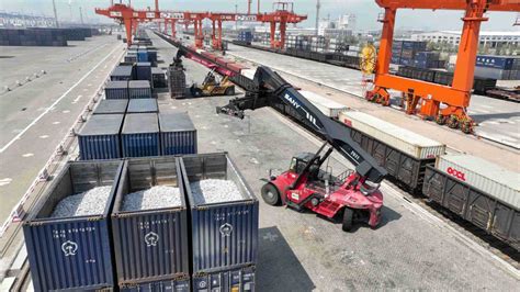 China S Rail Sea Intermodal Trains Make Trips On Trade Corridor