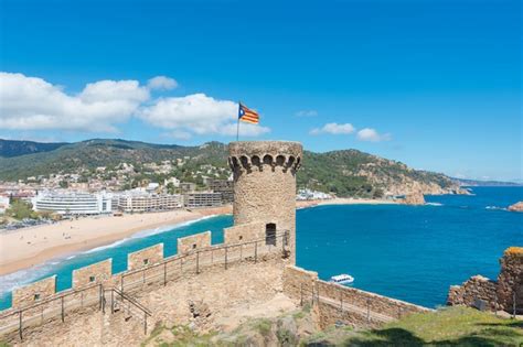 Vista Aérea De Fortaleza Vila Vella E Badia De Tossa Baía Em