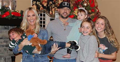 How Many Kids Does Jason Aldean Have? | POPSUGAR Family