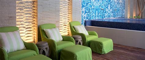 Luxury Grand Cayman Island Resort | Kimpton Seafire Resort + Spa