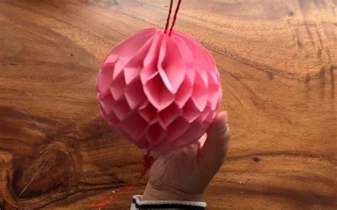 How to make a simple paper fruit-shaped Mid-Autumn lantern