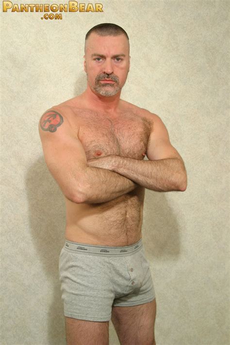 Hairy Muscle Bear Brando Naked