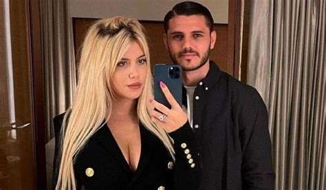 Mauro Icardiden olay paylaşım Eşi Wanda Nara ile yarı çıplak kamera