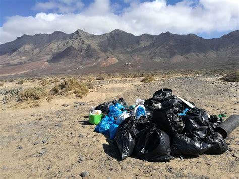 Recogida Una Tonelada Y Media De Residuos En La Playa De Cofete