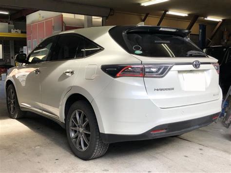 Toyota Harrier Premium Advanced Package Pearl White Km