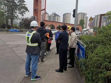 中山这座桥遇到雨天路滑问题怎么办？