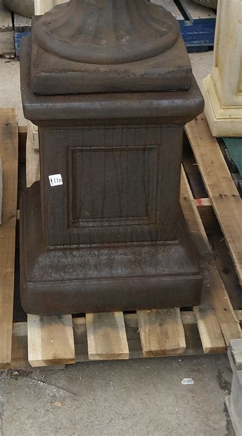 Jefferson Pedestal Large Concrete Plinth Stand 1805 Wantirna