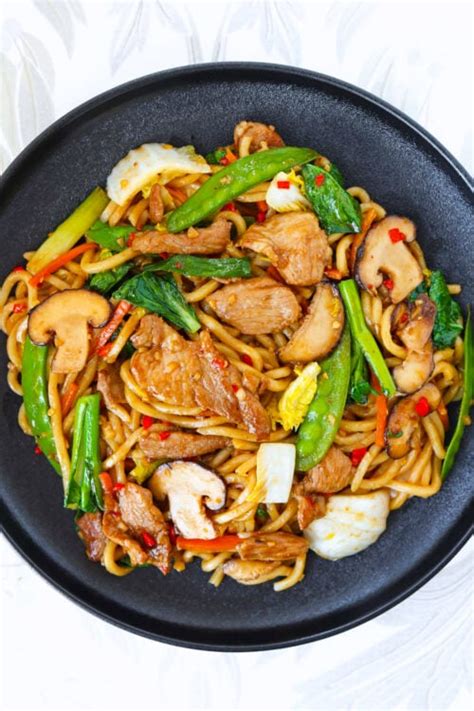 Shanghai Style Fried Noodles That Spicy Chick