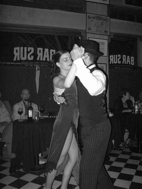 Travellers' guide to Argentine_tango | Argentine tango, Tango, Shall we dance