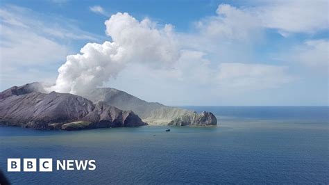 White Island Volcano New Volcanic Activity Hampers Recovery Bbc News