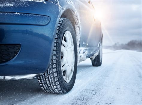 Montage des pneus neige conseils et marche à suivre Planète Automobile