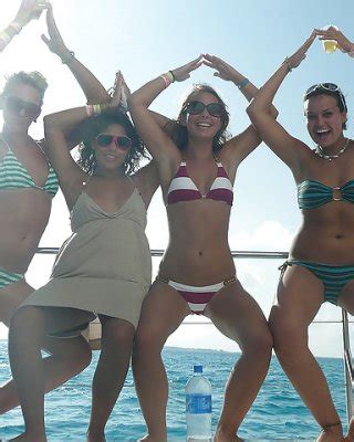 Naked Wife Through The Years Porn Pictures Xxx Photos Sex Images Pictoa