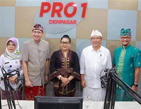 Jadi Narasumber Di RRI Denpasar Putri Koster Paparkan 44 Tonggak