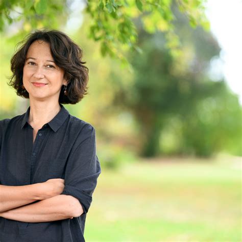 Les Livres Ont La Parole Une Rose Seule De Muriel Barbery