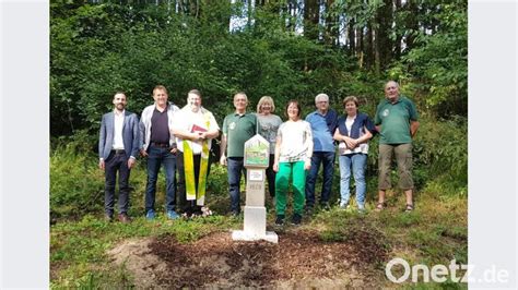 Steinmarterl erinnert an tödlicher Unfall im Kurpark Moosbach vor 145