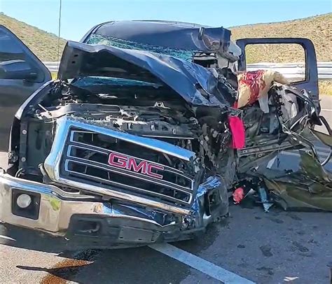 Accidente En Carretera De Cuota Ojinaga Chihuahua Deja Tres Lesionados