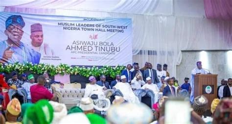 2023 What Tinubu Told South West Muslim Leaders In Ibadan