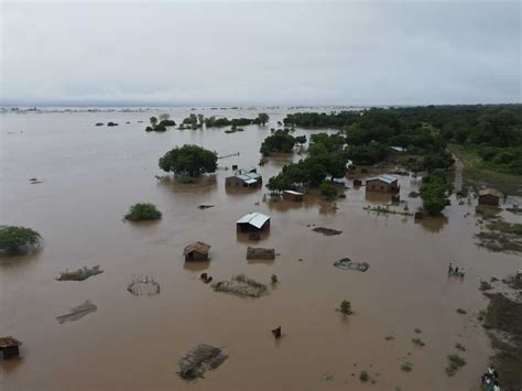 A Historic Storm Shatters Lives