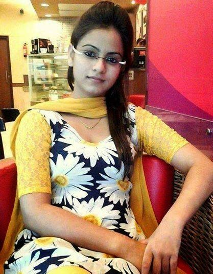 Beautiful Girls Of Lahore Online Fun