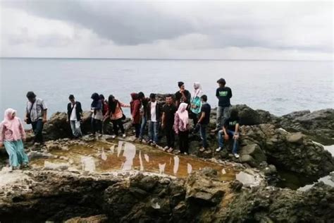 Menelusuri Jejak Keajaiban Alam Dan Legenda Tapak Tuan Tapa Di Aceh